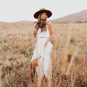 Skylar + Madison Hi Low Layered Flowy Asymmetrical skirt Small